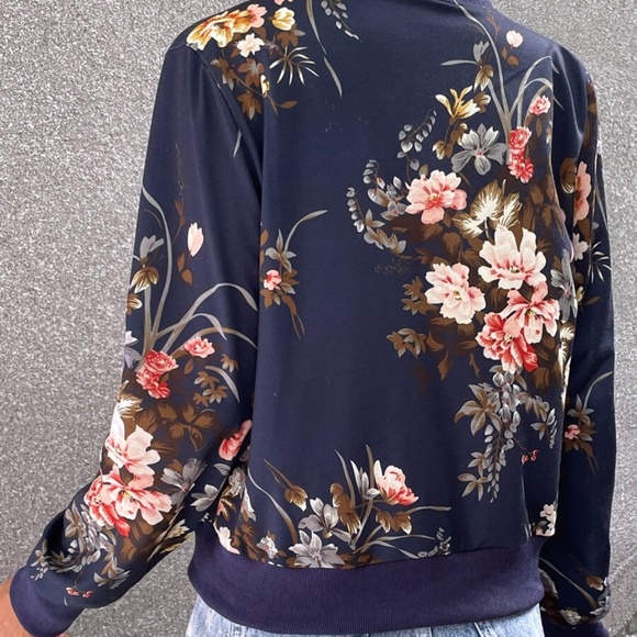 Navy Blue Floral Print Zipper Jacket Shacket - Picture 3 of 5